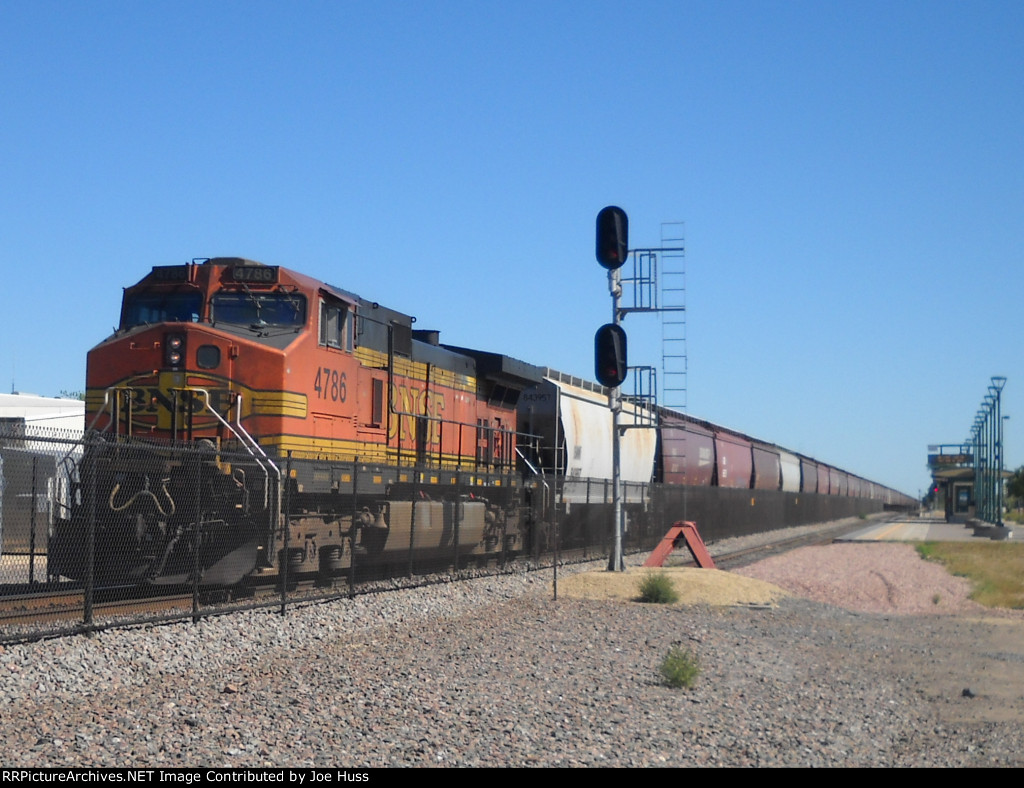 BNSF 4786 DPU